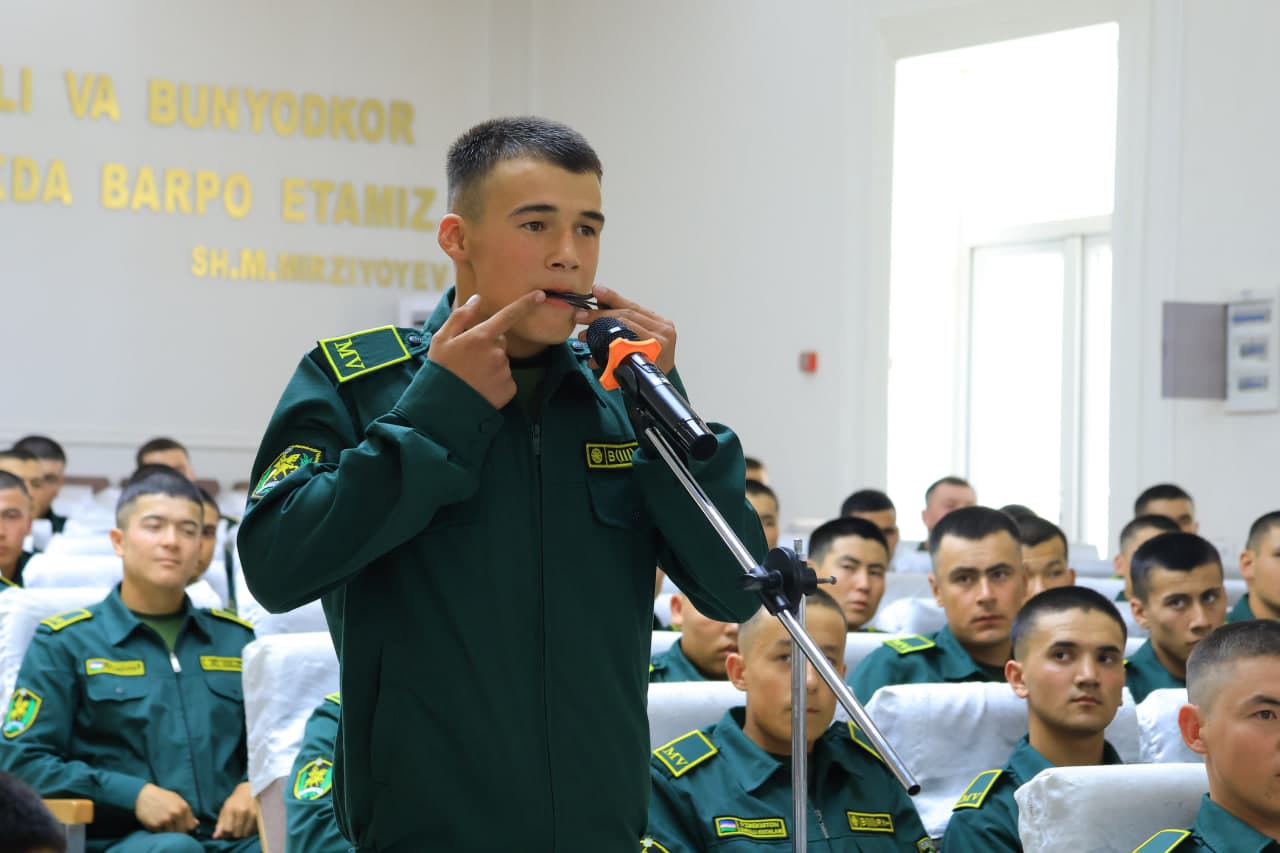 Denov tumanida “Hokim va askarlar” uchrashuvi bo‘lib o‘tdi