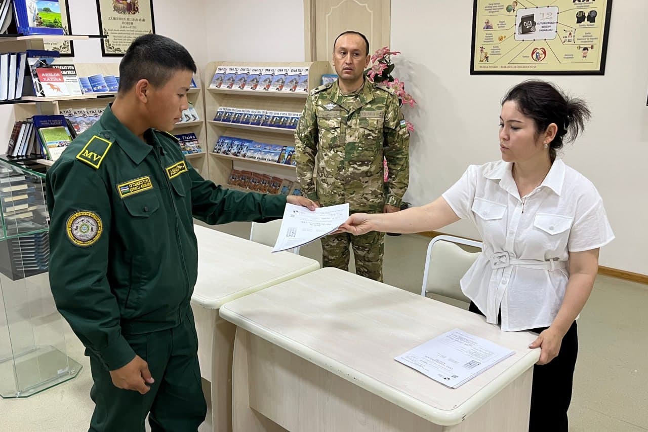 Nukusda muddatli harbiy xizmatchilarning bilim salohiyati sinovdan o‘tkazildi