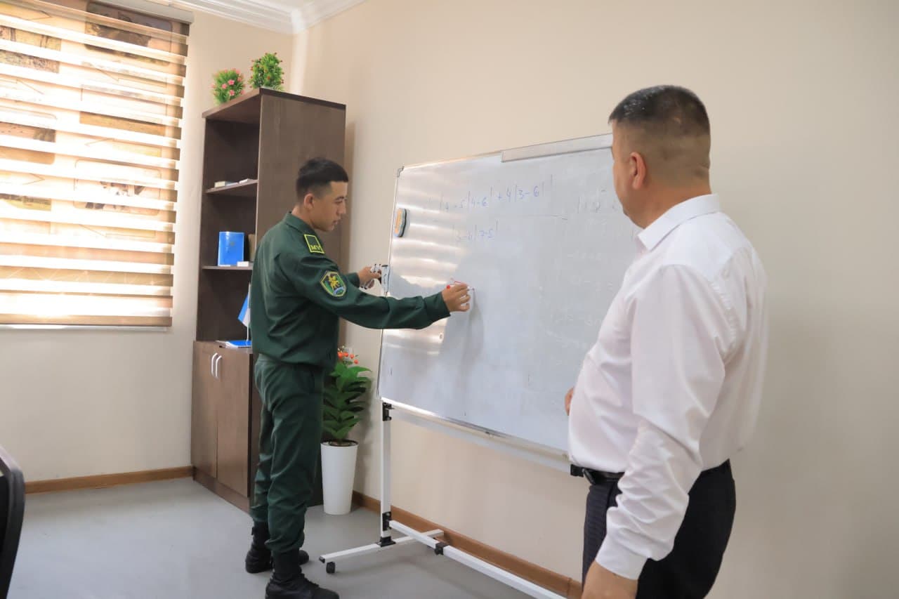 Navoiy garnizonida askarlar kelajagi uchun keng imkoniyatlar yaratilmoqda