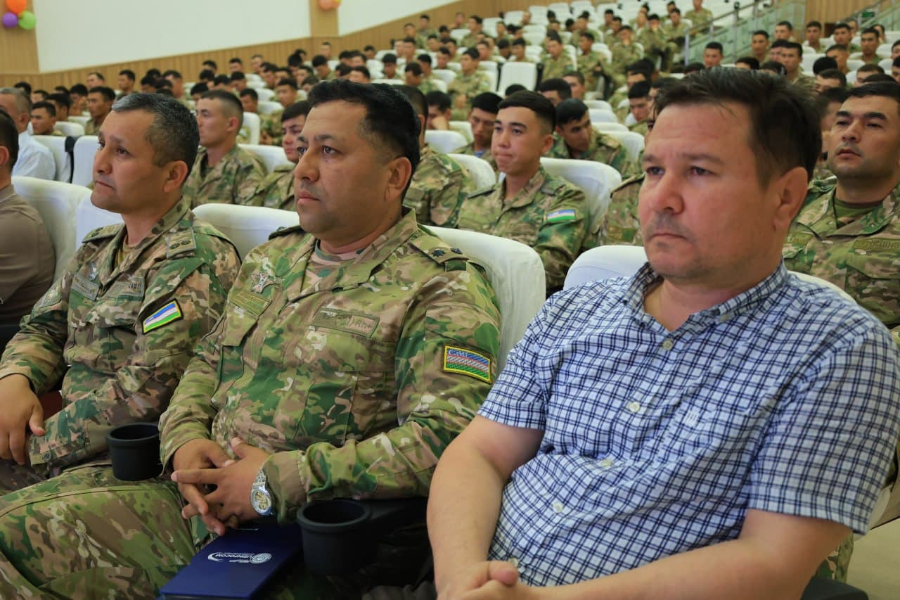 Harbiy jamoalarda qonun ustuvorligini ta’minlashga qaratilgan davra suhbati
