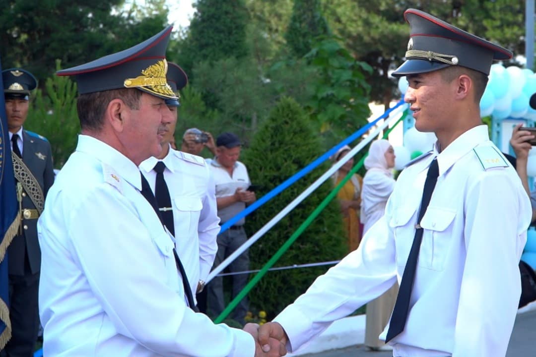 “Temurbeklar maktabi”da bitiruvchilar tantanali kuzatildi