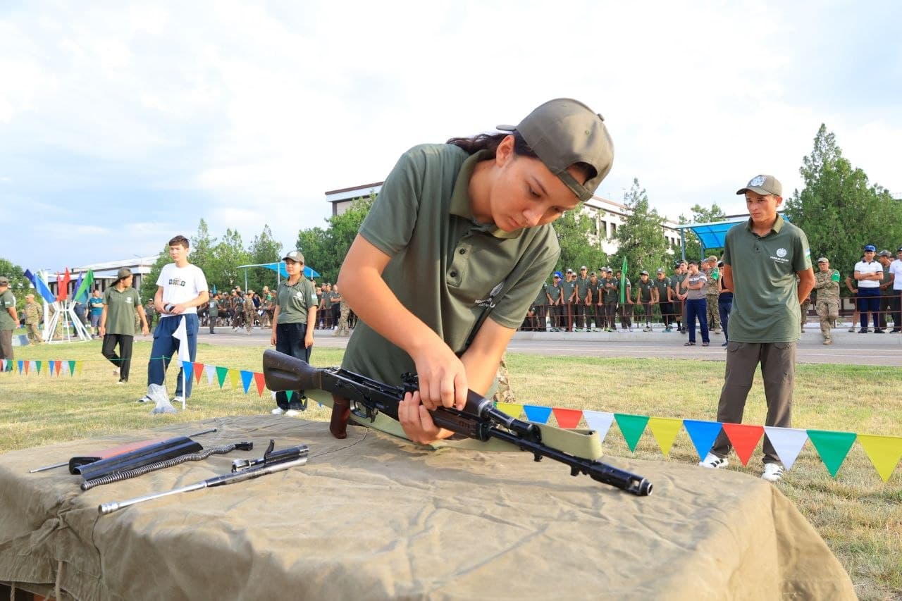 “Shijoat va g‘ayrat” harbiy-sport musobaqasini final bosqichi qizg‘in pallada
