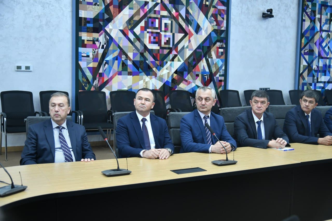 Mudofaa vazirligi ofitserlari diplomatik bilimlarini oshirishdi