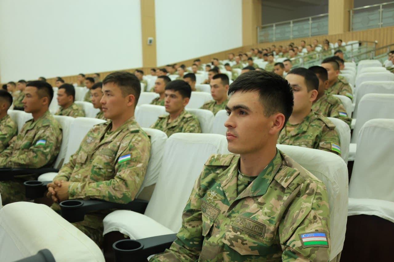 “Biz giyohvandlikka qarshimiz” mavzusida davra suhbati o‘tkazildi