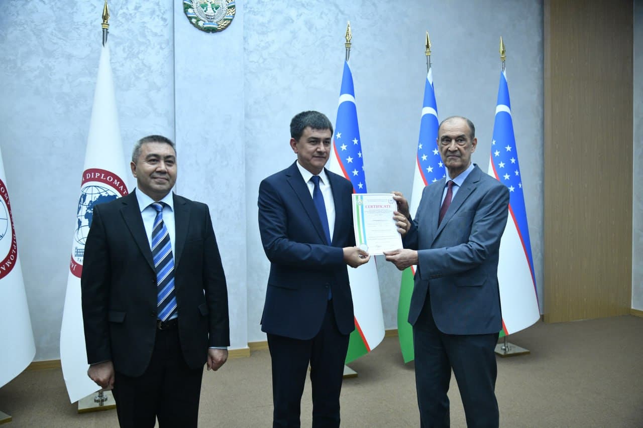 Mudofaa vazirligi ofitserlari diplomatik bilimlarini oshirishdi