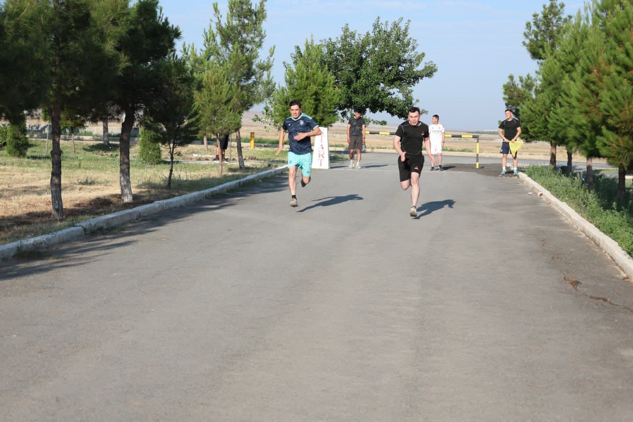 Ofitserlar bilim, mahorat va matonatda bellashdi