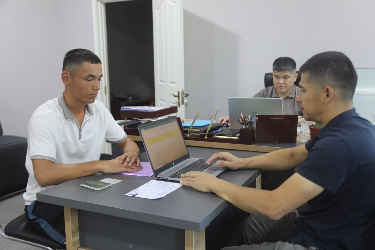 Military-professional selection events held for citizens wishing to serve under contract