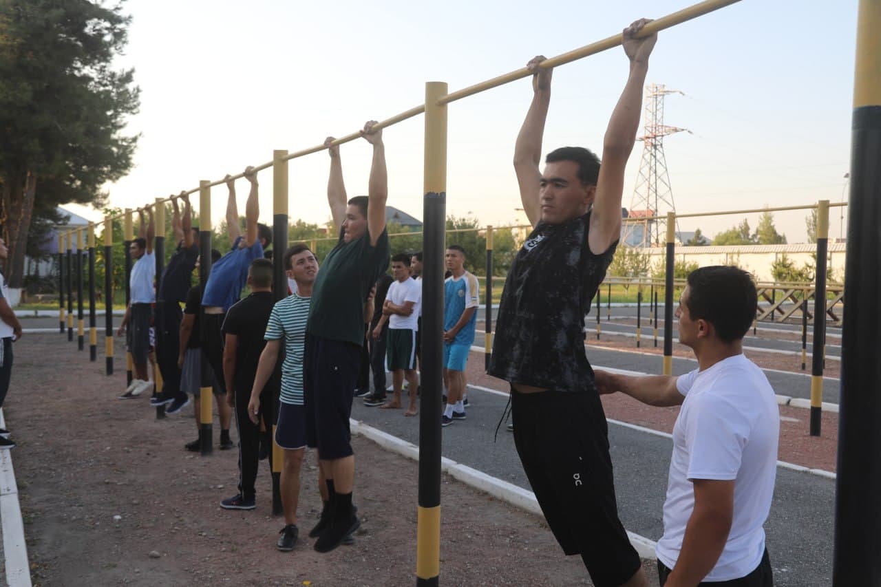 Military-professional selection events held for citizens wishing to serve under contract