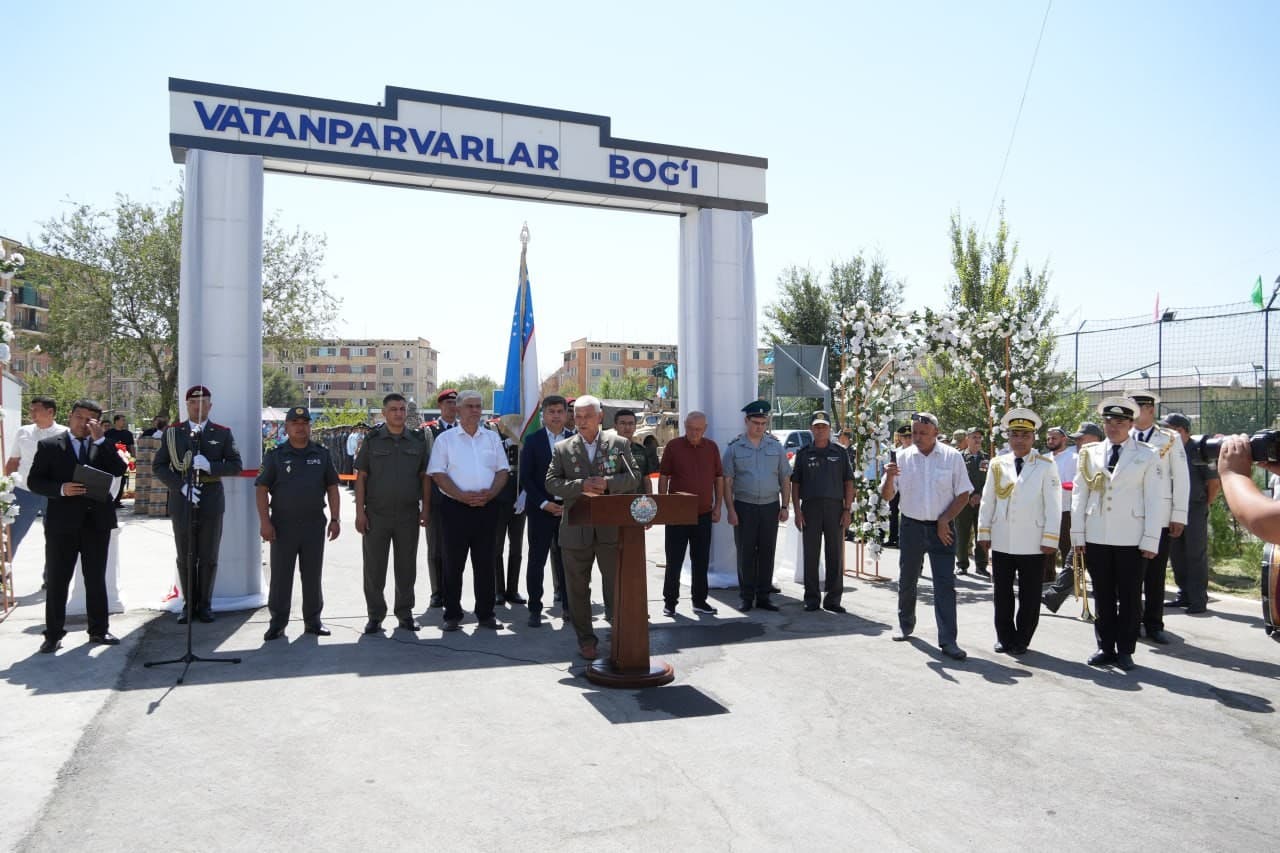 Bekobod shahrida “Vatanparvarlar” bog‘i foydalanishga topshirildi