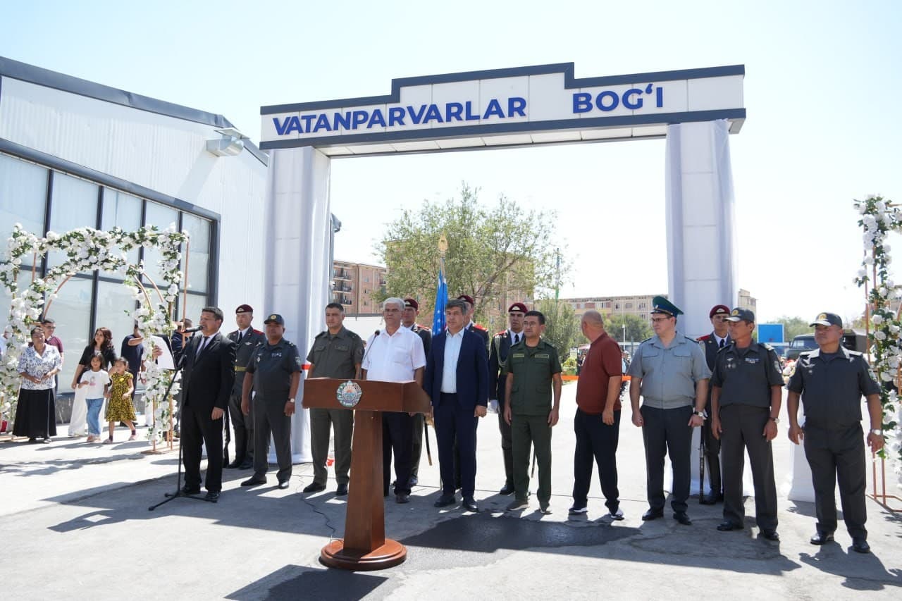 Bekobod shahrida “Vatanparvarlar” bog‘i foydalanishga topshirildi