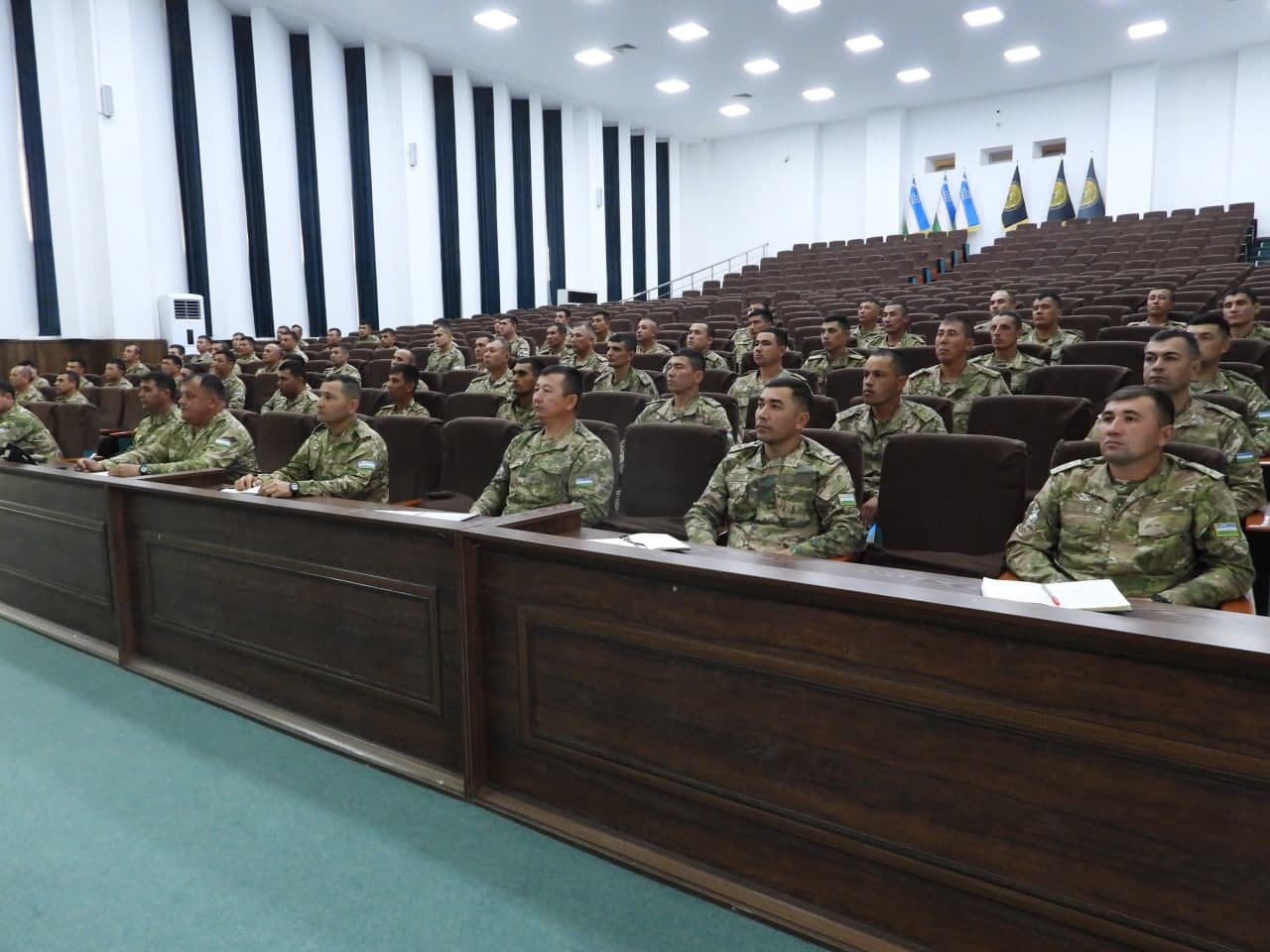 Военная техника готовится к зимнему периоду эксплуатации