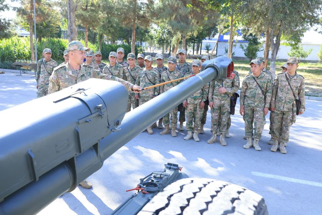 HARBIY TEXNIKA VA QUROL-YAROG‘LARNI QISHKI MAVSUMGA TAYYORLASH BO‘YICHA AMALIY MASHG‘ULOT O‘TKAZILDI