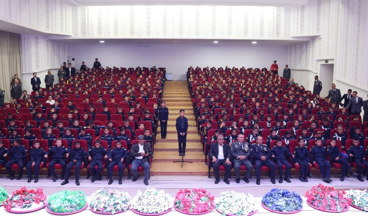 An open dialogue was held with students of the “School of courage”
