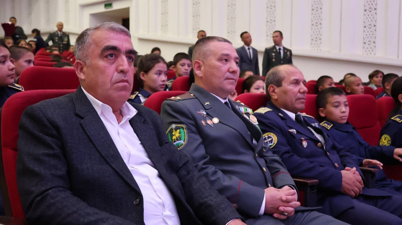 An open dialogue was held with students of the “School of courage”