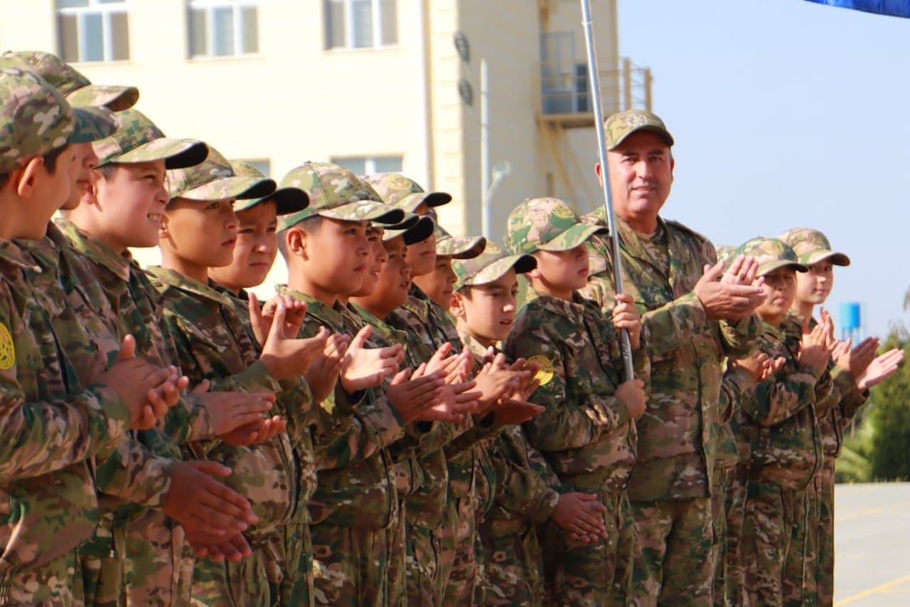 “Jasorat” sinfi o‘quvchilari harbiy xizmat jarayonlari bilan tanishdi