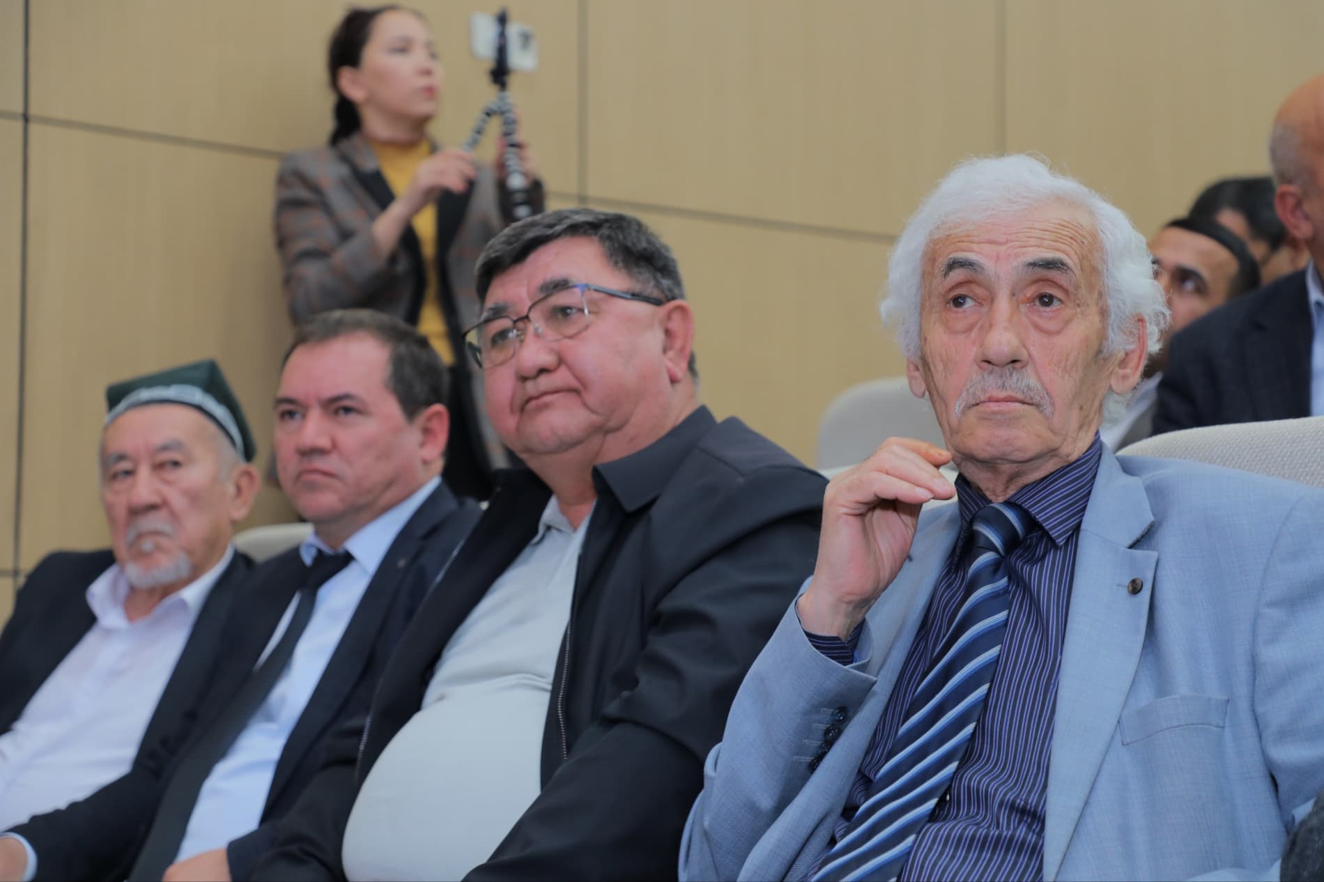 Маданий мерос соҳасидаги долзарб масалалар очиқ муҳокама қилинди