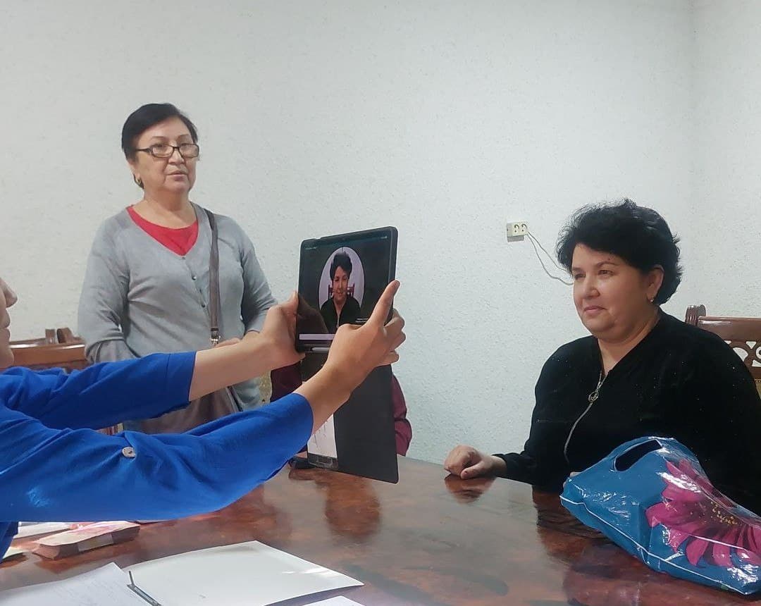 Фуқароларни биометрик идентификация қилиш (Face-ID) орқали нақд шаклда пенсияларни тўлаш жараёнлари бошланди.