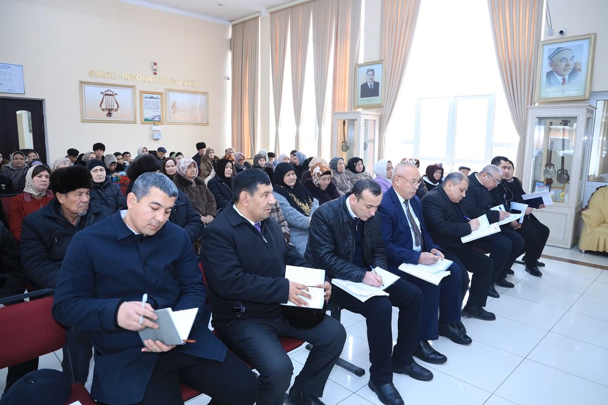 Joriy yilning 22-yanvar kuni Fargʻona viloyati, Buvayda tumani, "Beglar" MFY, 17-sonli Bolalar musiqa va sanʼat maktabi binosida Pensiya jamgʻarmasi ijro etuvchi direktori Murodbek Atadjanov tomonidan sayyor qabul oʻtkazildi