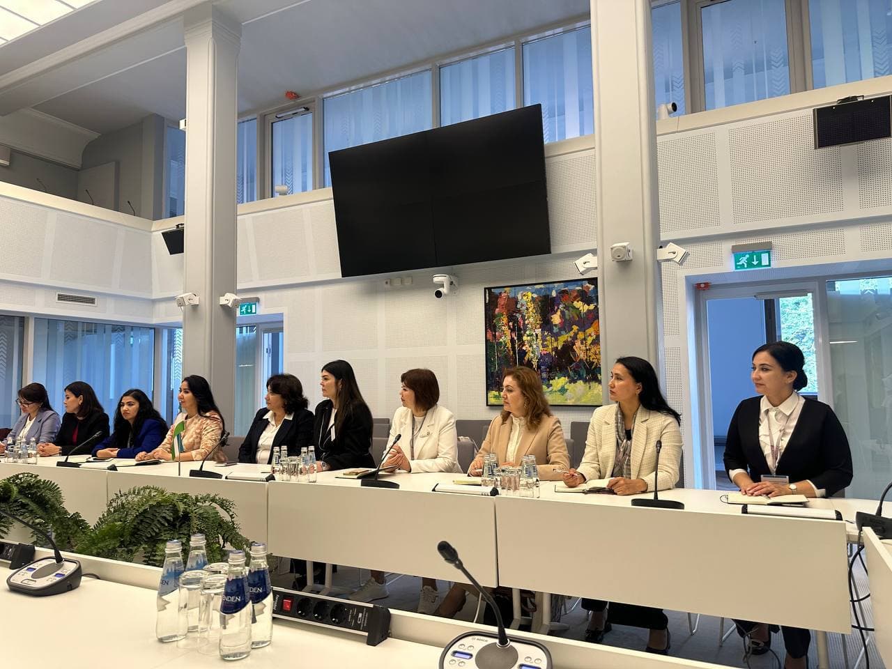 “Rahbar ayollar maktabi” dasturi ishtirokchilari uchun Latviyada stajirovka dasturi tashkil etildi