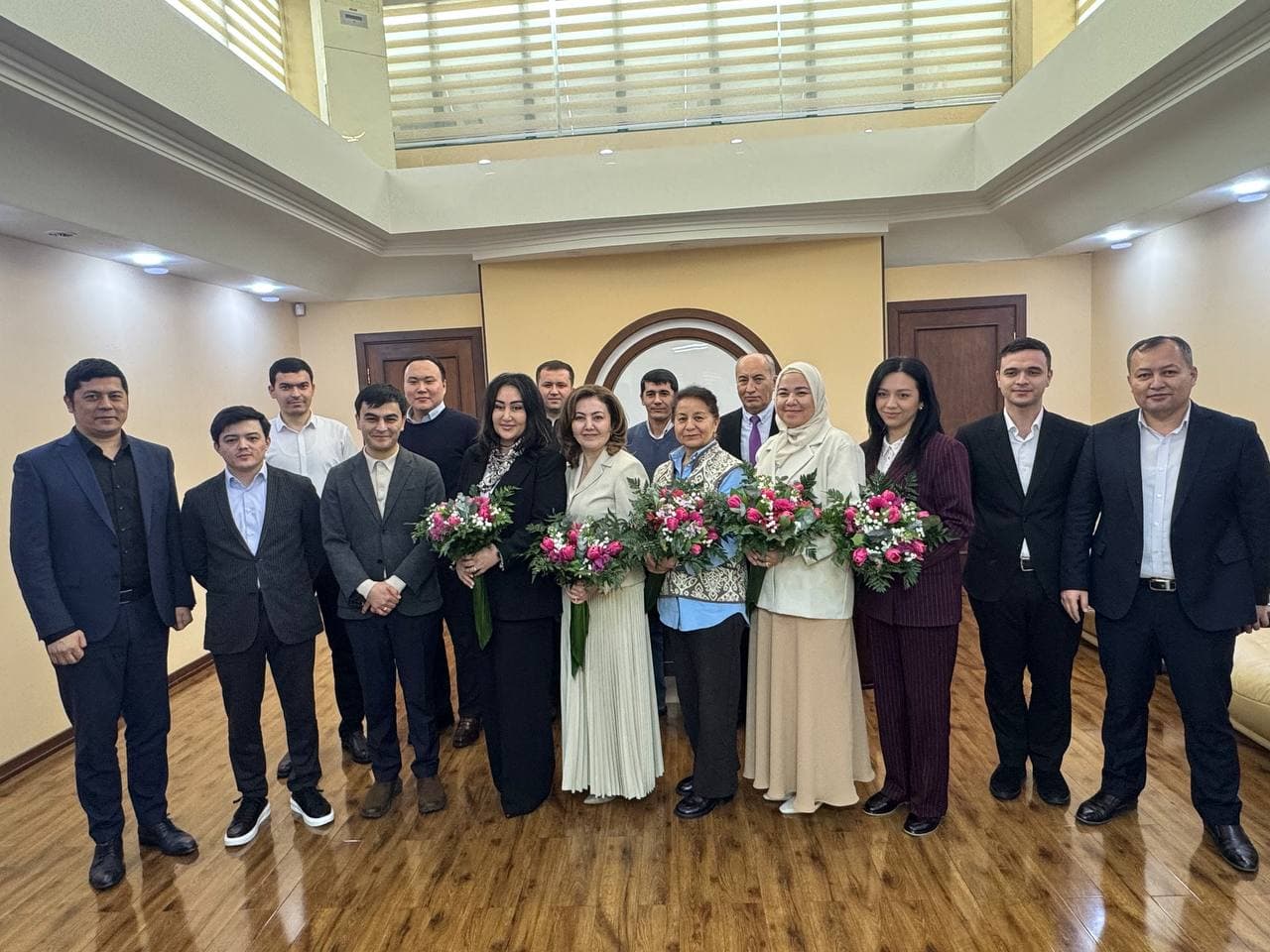 “Ayolga ehtirom” mavzusida bayram tadbiri bo‘lib o‘tdi