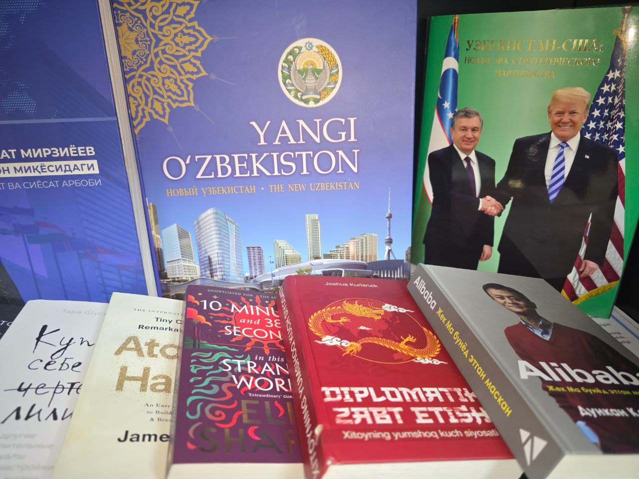 Agentlikda “Kitob burchagi” yaratildi