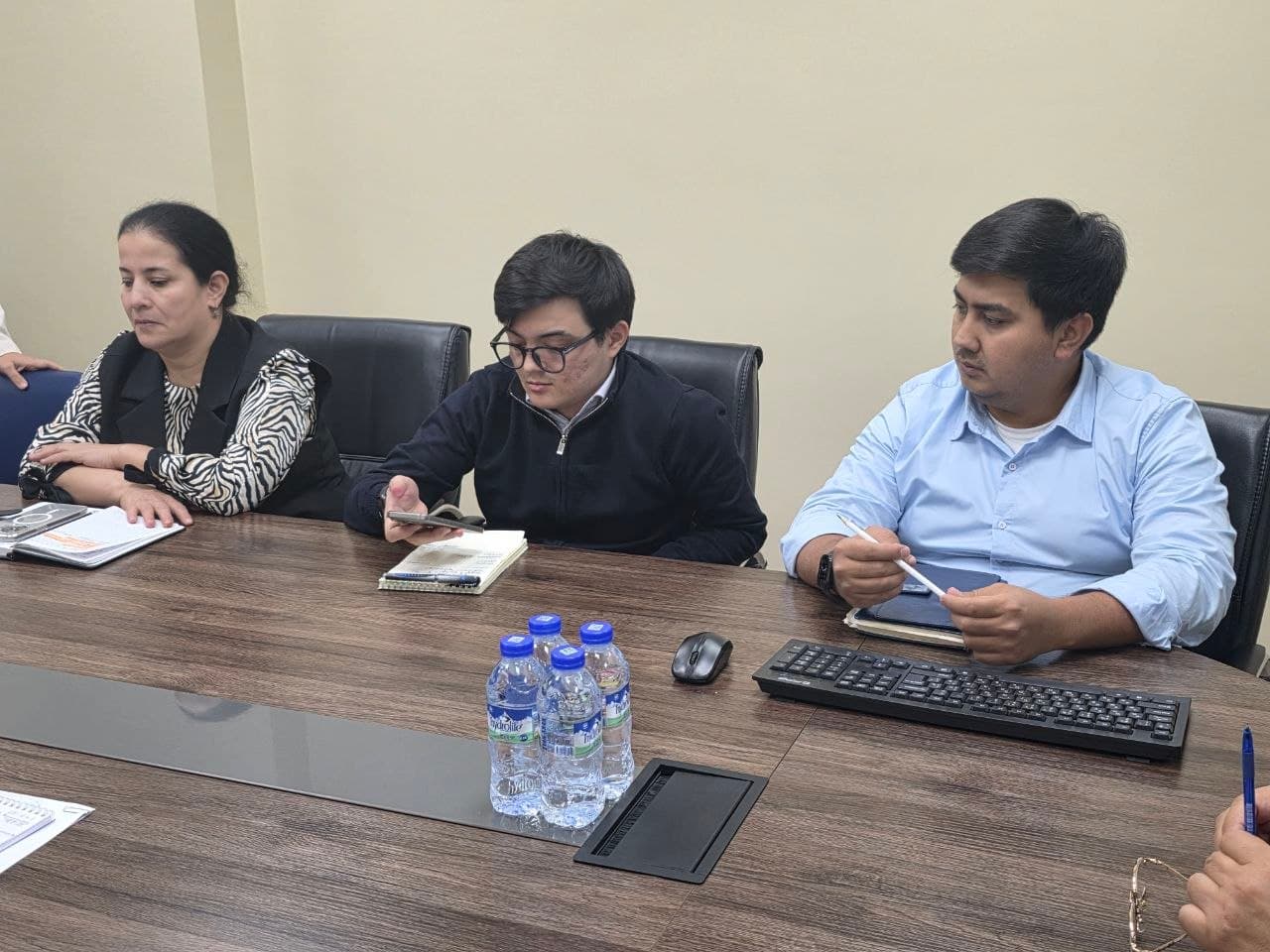 Agentlikda “Yangi O’zbekiston – Yangi Renessans poydevori” kitobi taqdimoti bo’lib o’tdi