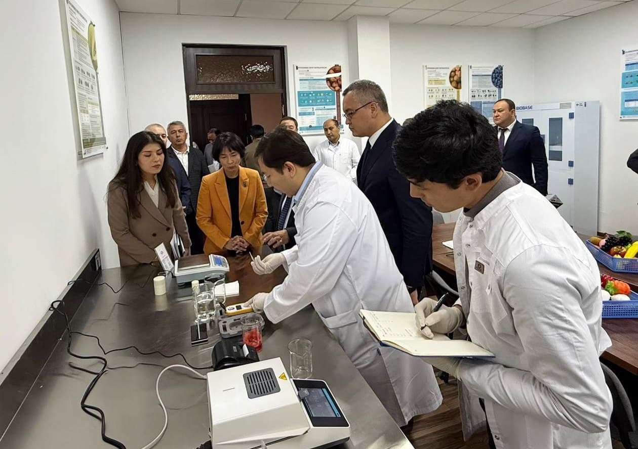 BMT Taraqqiyot Dasturi ko‘magida "Meva va sabzavotlar sifati standartlari bo‘yicha o‘quv laboratoriyasi" tashkil etildi