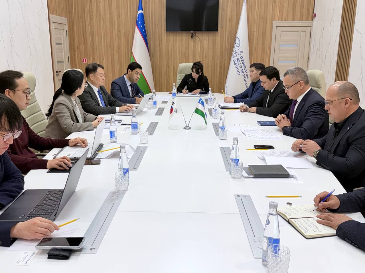 Janubiy Koreya delegatsiyasi bilan istiqbolli loyihalar muhokama