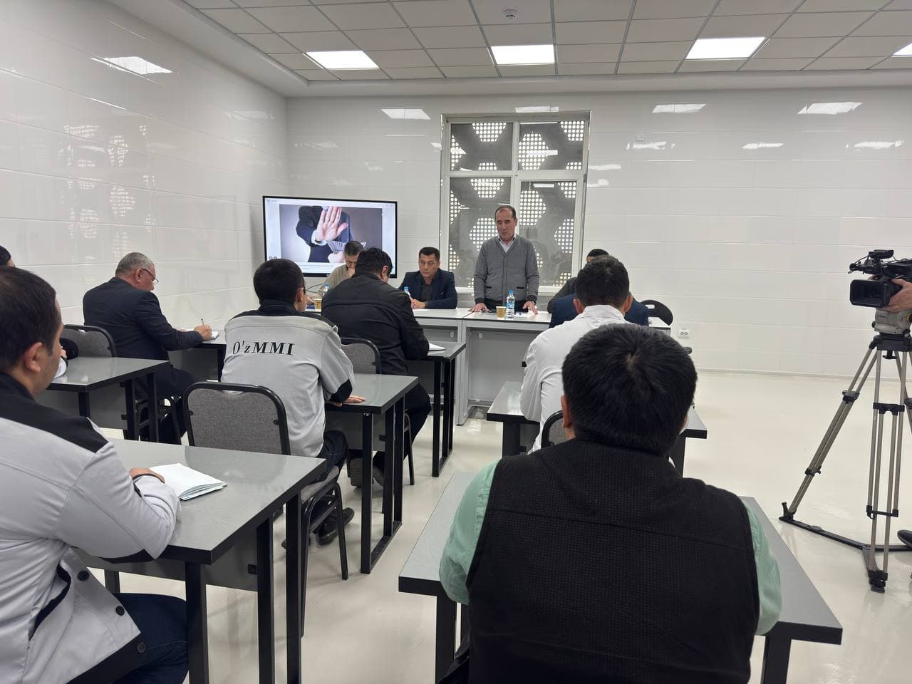 “Korrupsiya — taraqqiyot kushandasi” mavzusida seminar o‘tkazildi