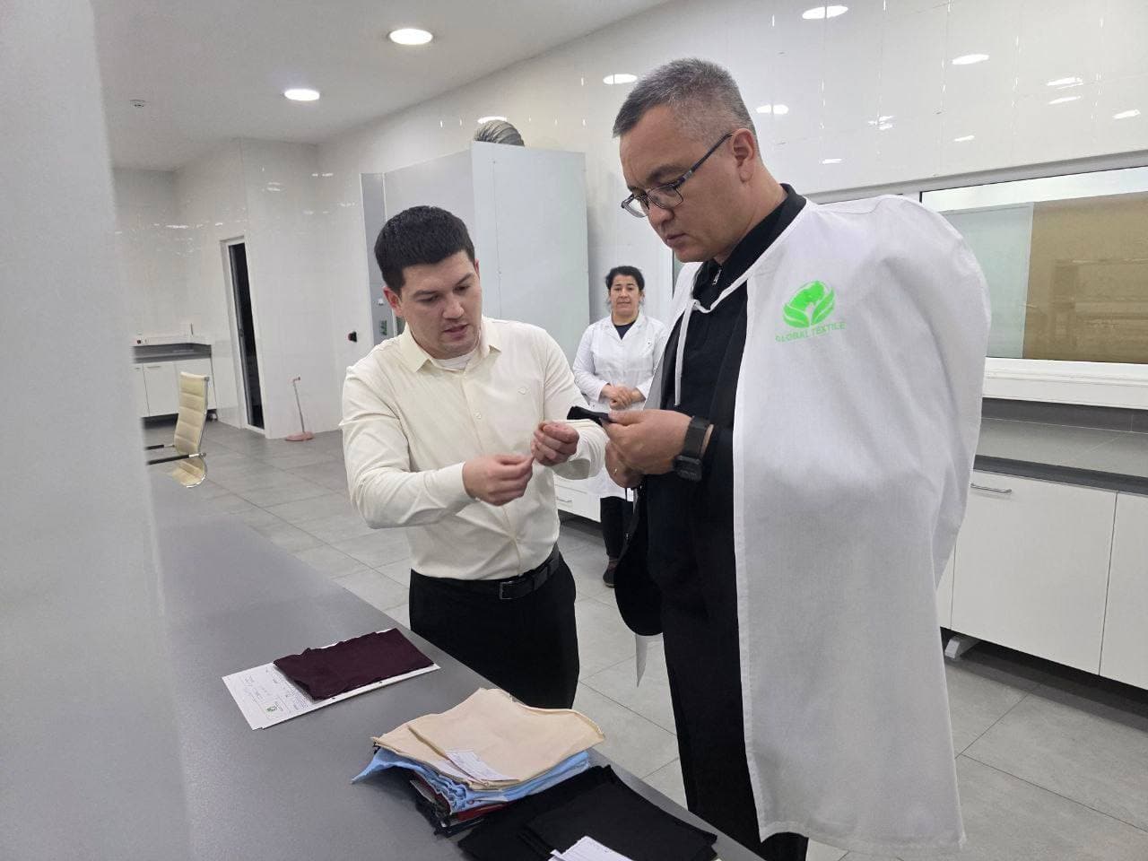 Farg‘ona viloyatidagi yirik sanoat korxonasi faoliyati o‘rganildi