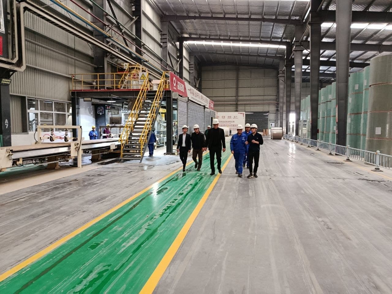 Qo‘qondagi sanoat korxonalari faoliyati o‘rganildi