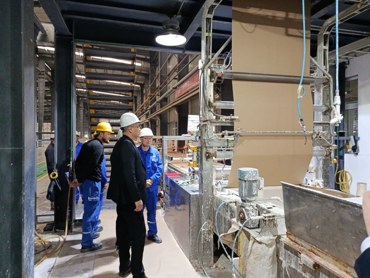 Qo‘qondagi sanoat korxonalari faoliyati o‘rganildi