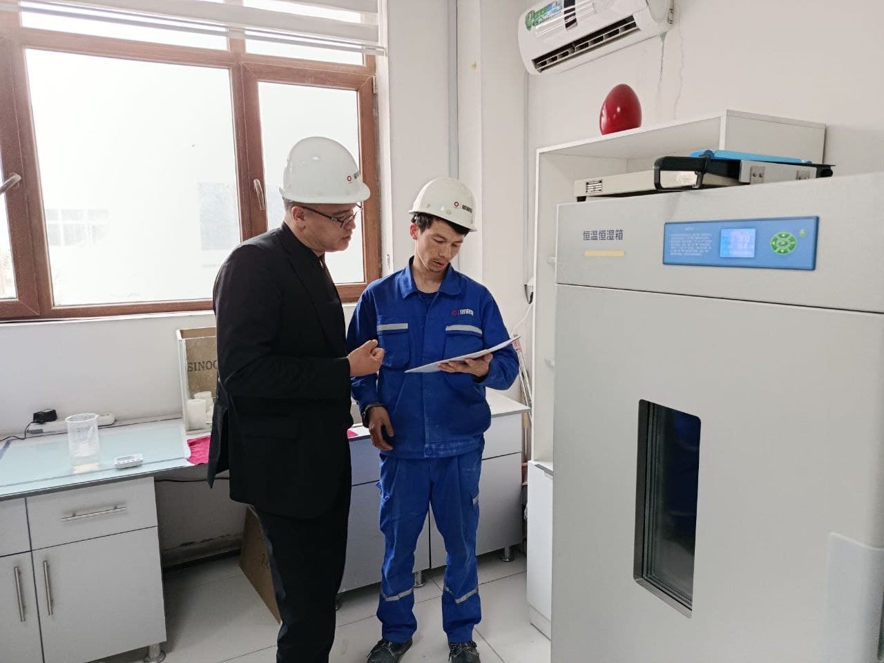 Qo‘qondagi sanoat korxonalari faoliyati o‘rganildi