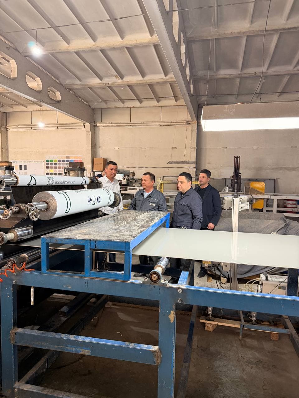 Sanoat korxonalari faoliyati o‘rganildi va amaliy yordam ko‘rsatildi