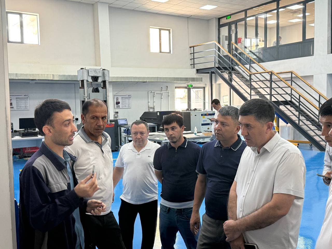 “LABTUR”da tadbirkorlar laboratoriyalar faoliyati bilan tanishtirildi