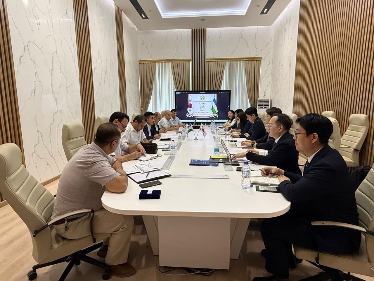 Quyosh panellari sinov infratuzilmasini rivojlantirish: O‘zbekiston–Koreya hamkorligining yangi bosqichi