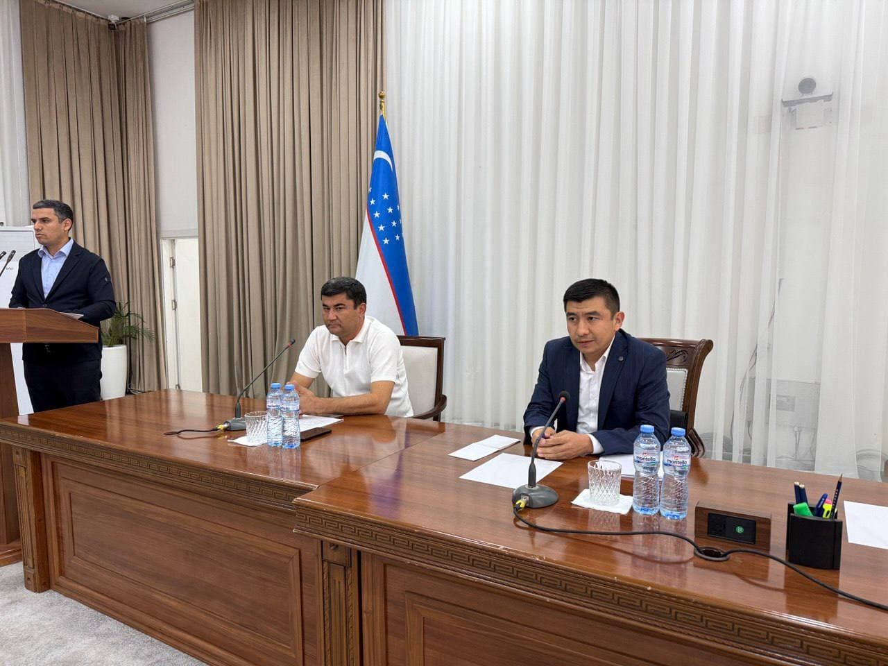 Andijonda tadbirkorlar va ishlab chiqaruvchilar bilan ochiq muloqot o‘tkazilmoqda