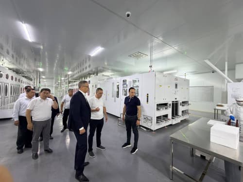 Yashil energiya va xalqaro brend: Agentlik direktori “Asia Powersun” korxonasi faoliyatini o‘rgandi