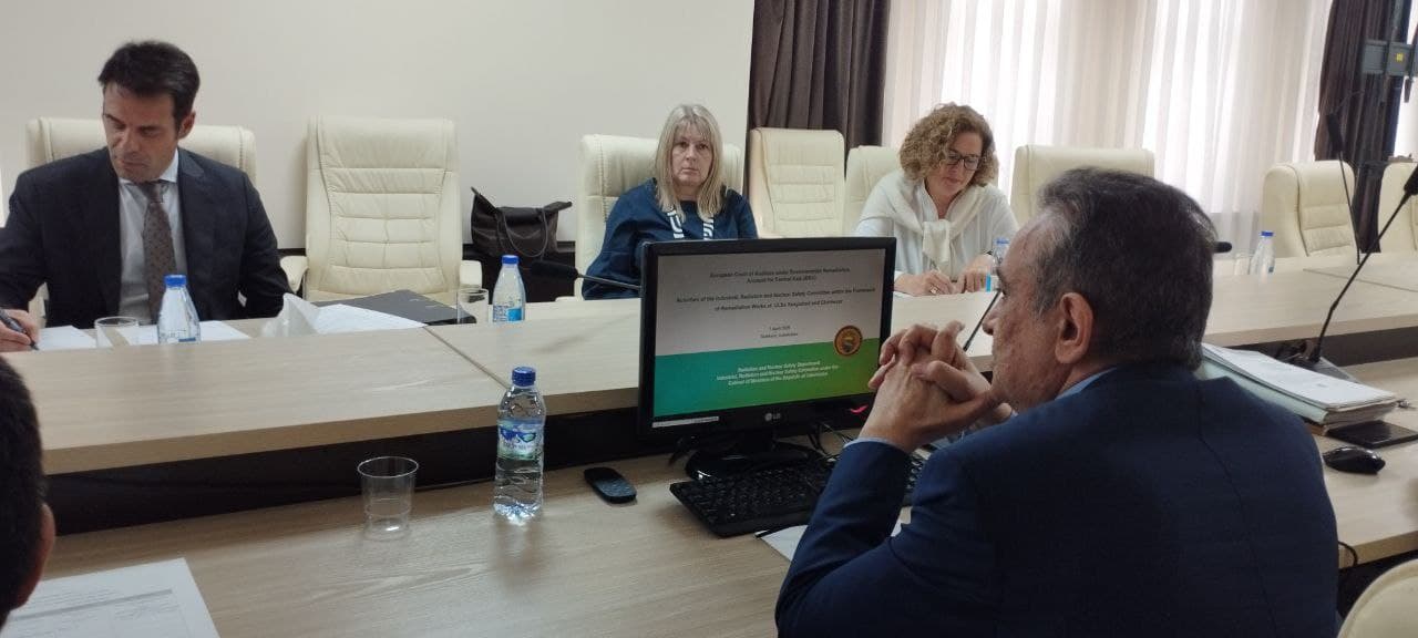 URAN KONLARIDAGI RADIATSIYAVIY XAVFSIZLIK