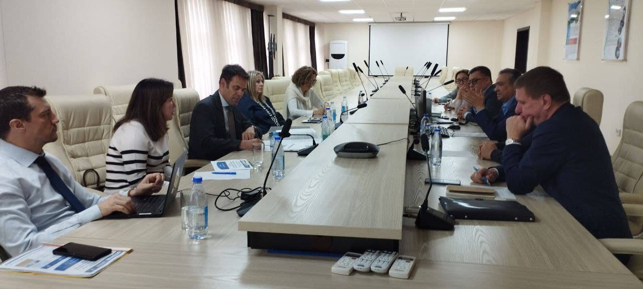 URAN KONLARIDAGI RADIATSIYAVIY XAVFSIZLIK