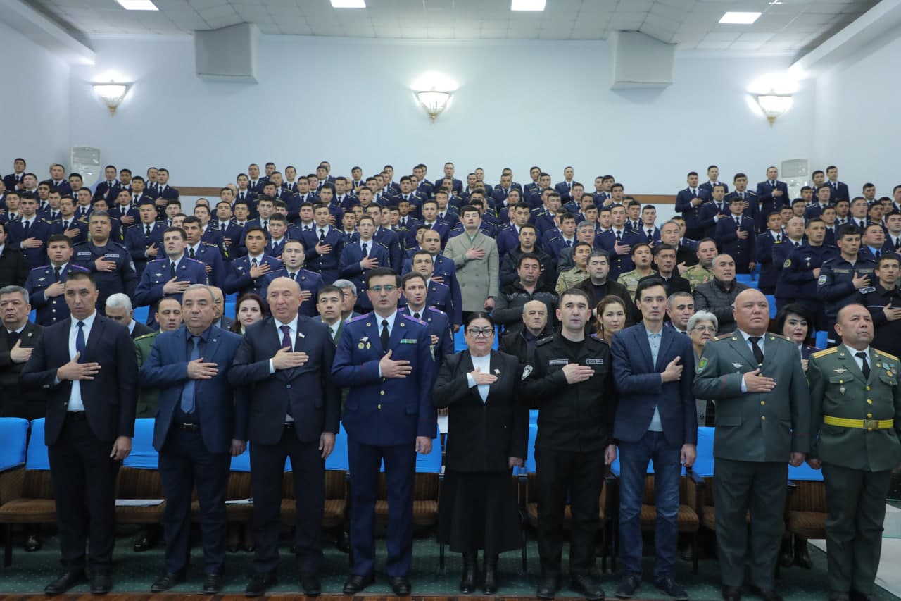 FVV Akademiyasida “14-yanvar - Vatan himoyachilari kuni” munosabati bilan tantanali bayram tadbiri tashkil etildi