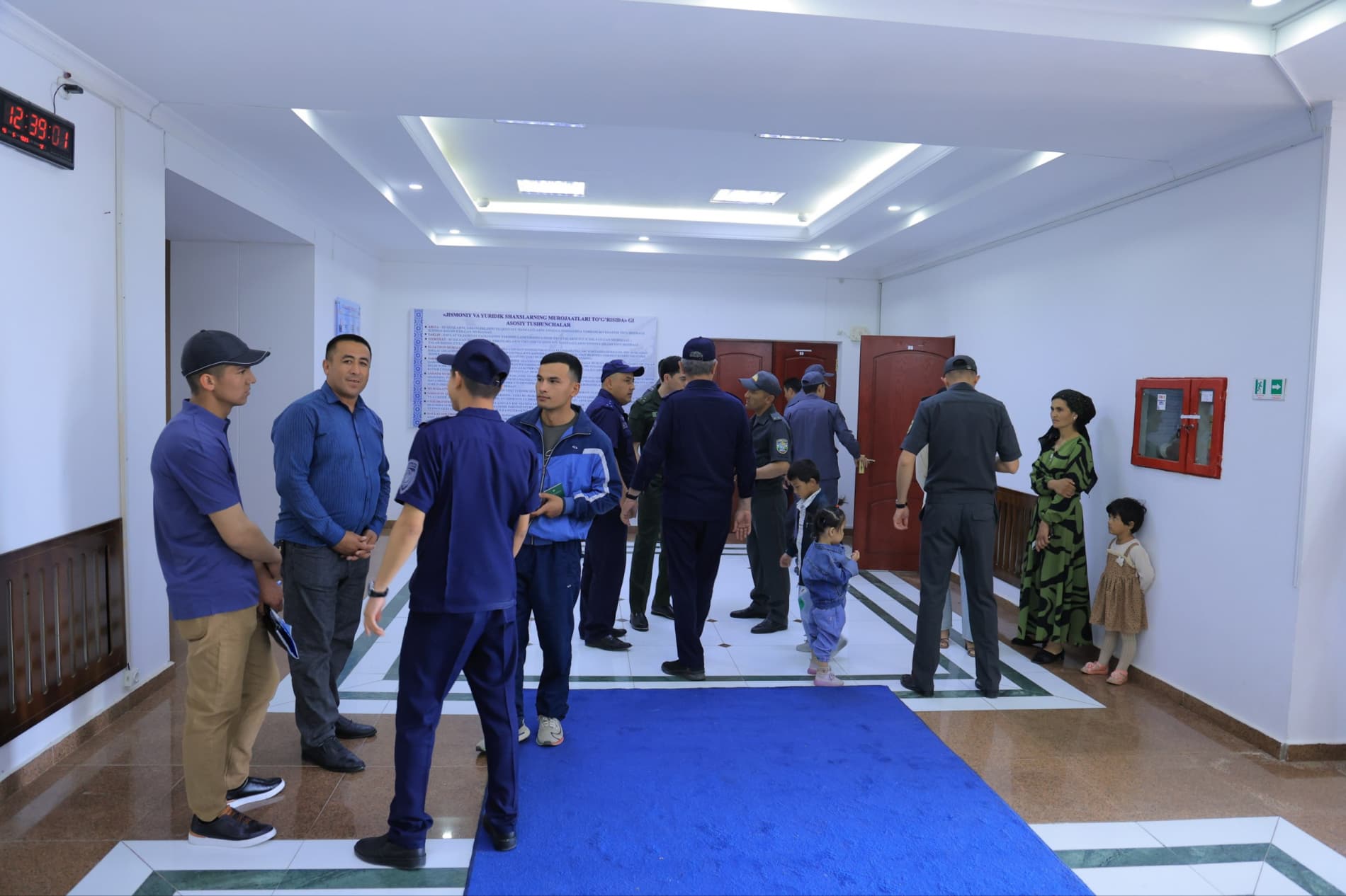 Buxoro viloyatining Qorovulbozor tumanida ommaviy sayyor qabul o‘tkazildi