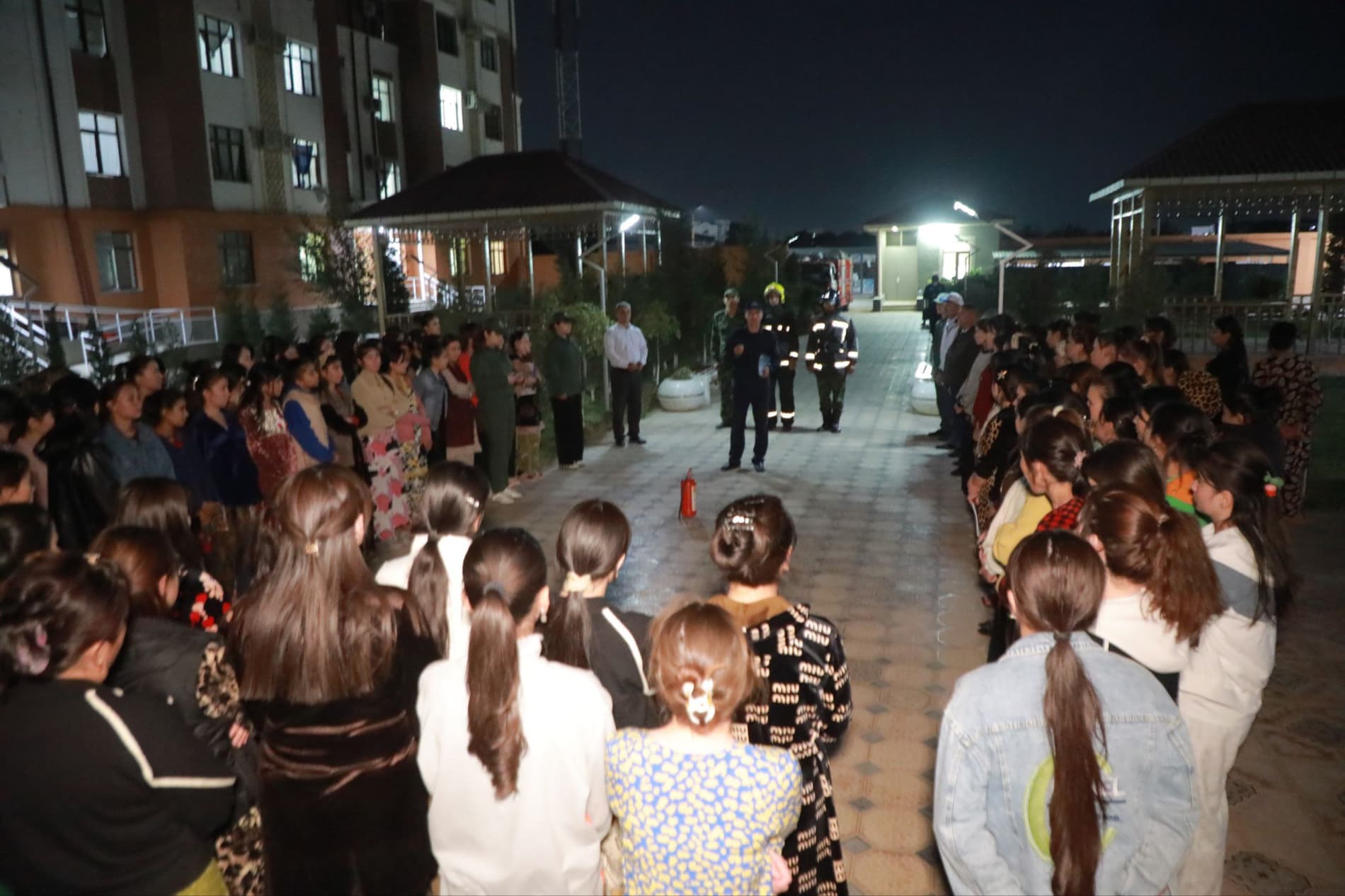 Surxondaryo viloyati FVB tomonidan "Yong‘indan ogohlik" umummilliy kampaniyasi doirasida tungi maxsus-taktik o‘quv mashg‘uloti o‘tkazildi