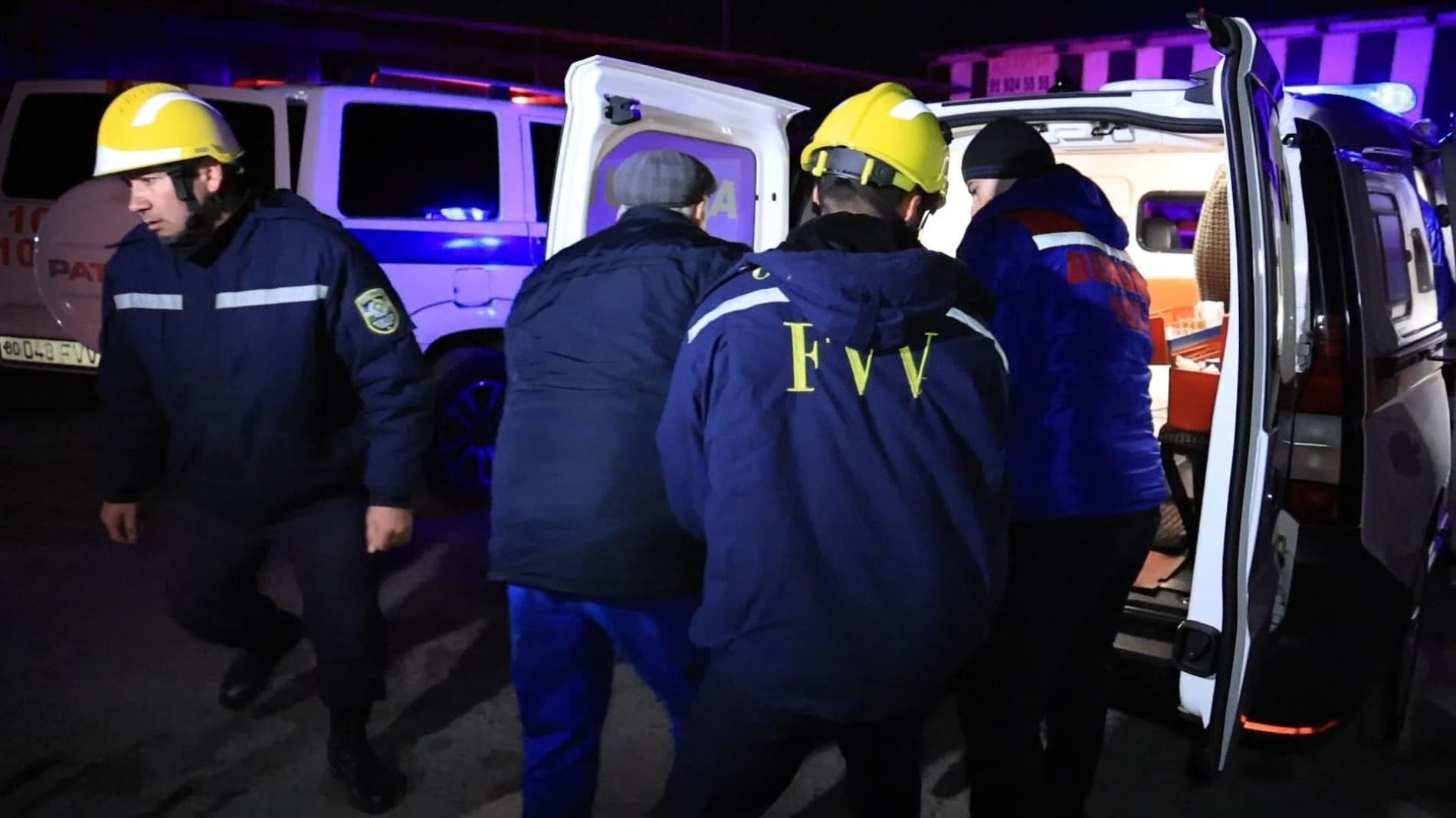 Buxoro viloyati FVB tomonidan hududdagi buyum bozorida tungi maxsus-taktik o‘quv mashqi o‘tkazildi