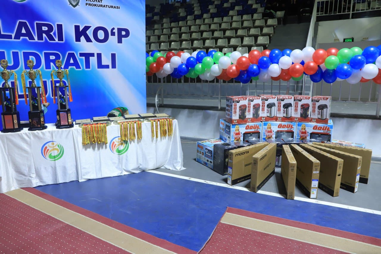 Fargʻona viloyatida Favqulodda vaziyatlar vazirligi tizimidagi harbiy xizmatchi hamda xizmatchilari oʻrtasida oʻtkazilgan kurash sport turi boʻyicha “Favqulodda vaziyatlar vaziri kubogi” musobaqasi gʻolib va sovrindorlari aniqlandi.