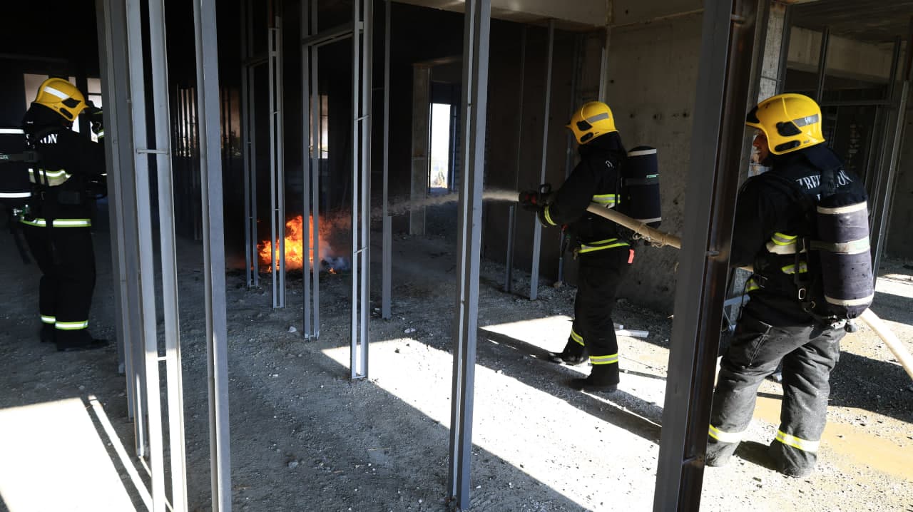 Navoiy shahar va Karmana tumanida hamkorlikdagi qo‘mondonlik o‘quv mashqi o‘tkazilmoqda