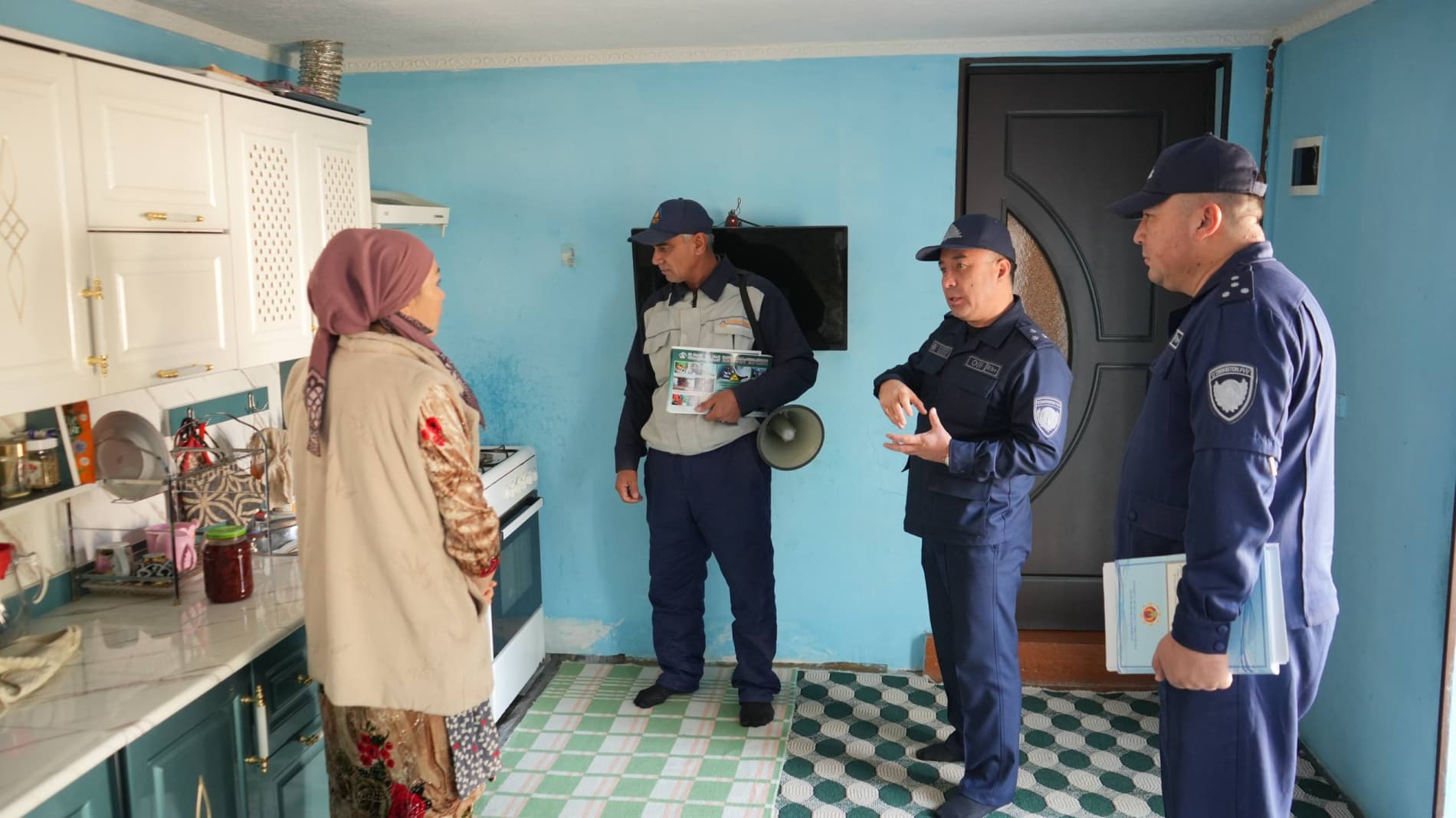 Jizzax viloyati FVB tomonidan "Mahallabay" va "Xonadonbay" tamoyili asosida profilaktik tadbirlar olib borilmoqda