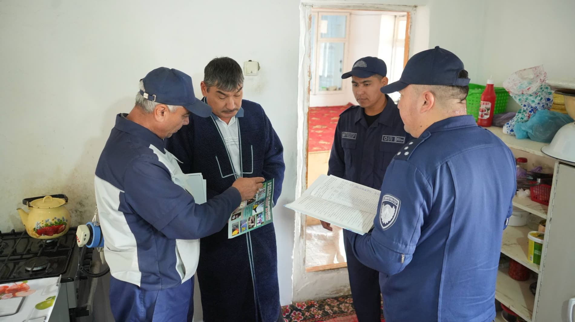 Jizzax viloyati FVB tomonidan "Mahallabay" va "Xonadonbay" tamoyili asosida profilaktik tadbirlar olib borilmoqda