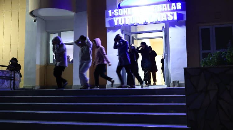 Navoiy viloyati FVB tomonidan hududda joylashgan talabalar yotoqxonasida nazariy va amaliy o'quv mashg'ulotlari o‘tkazildi