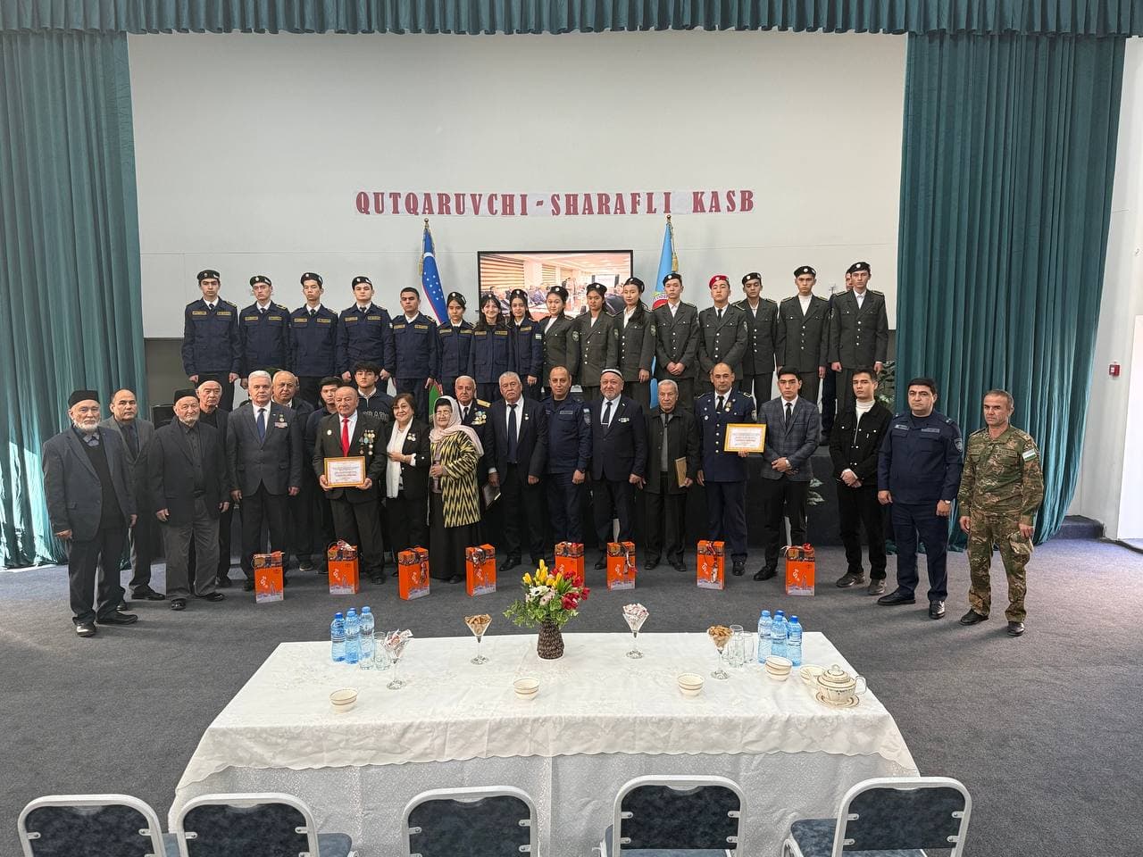 Toshkent viloyati FVBB tomonidan faxriylar hamda yosh avlod vakillari ishtirokida “Qutqaruvchilik – sharafli kasb” mavzusida maʼnaviy-maʼrifiy tadbir oʻtkazildi